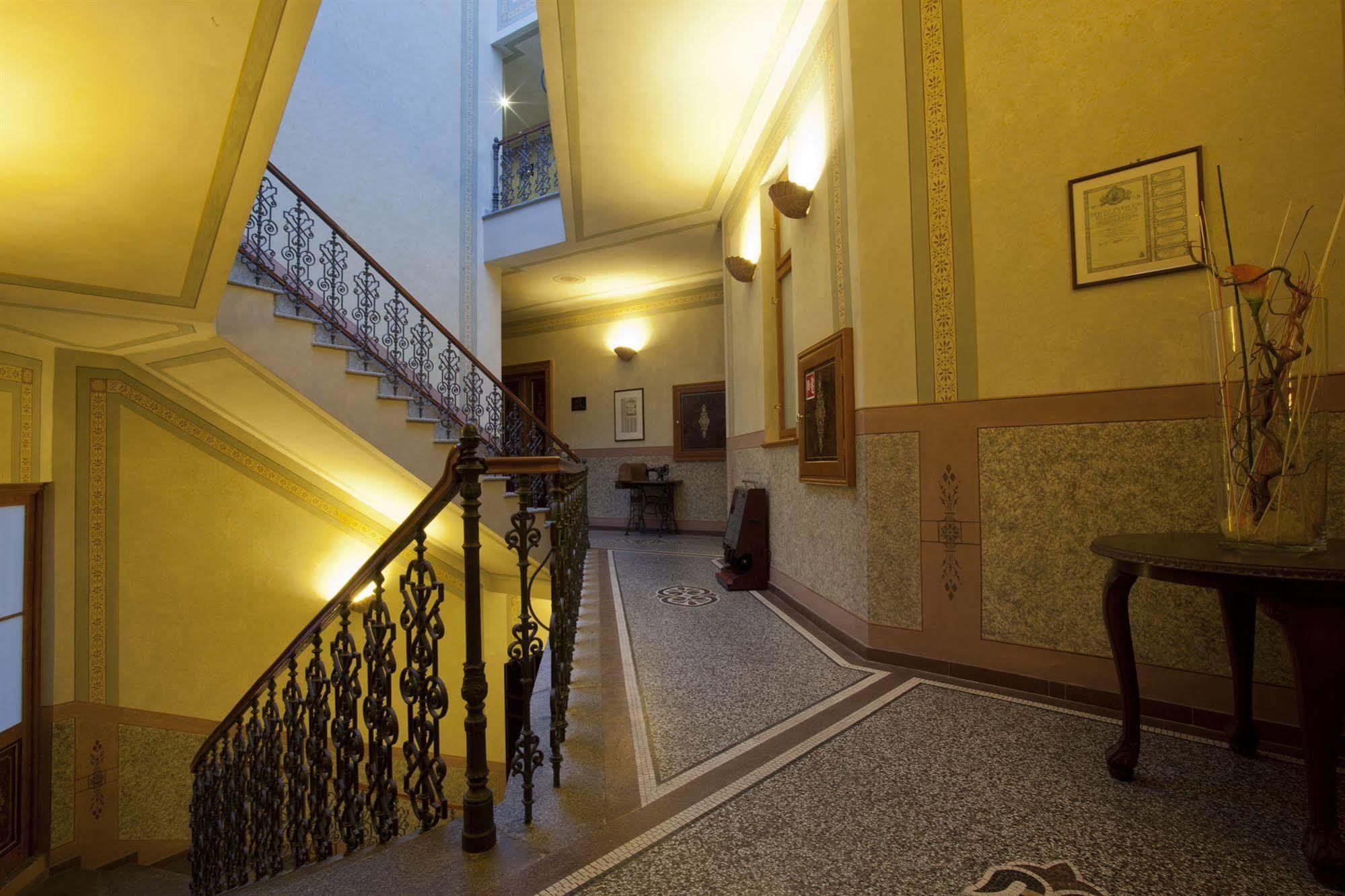 Deminka Palace Прага Екстер'єр фото